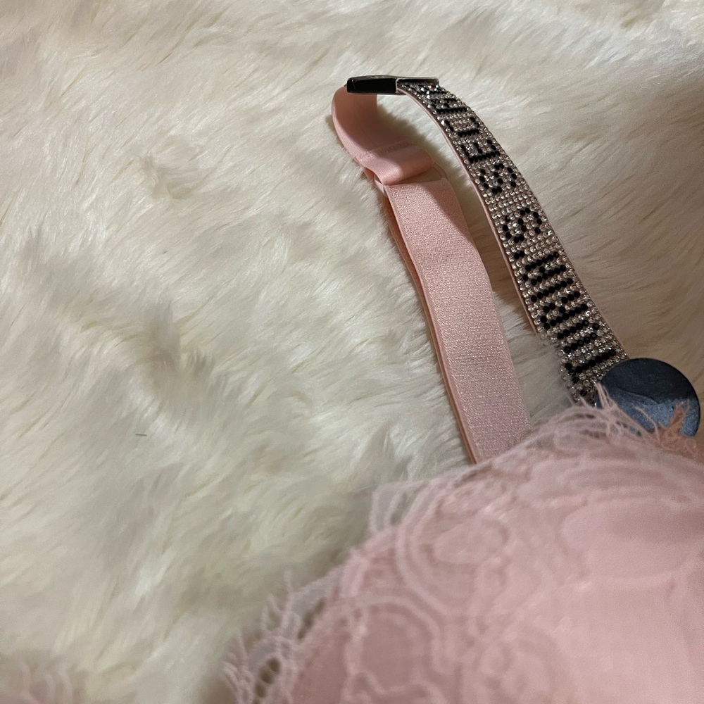 Victoria’s Secret Lingerie Lace Rhinestone set - Picture 3 of 5